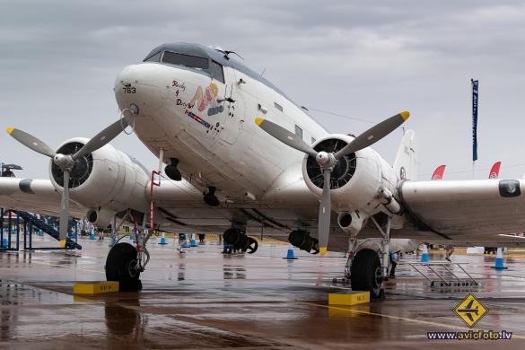 Douglas SC-47J Skytrain (DC-3)